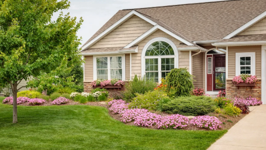 How to Create a Low-Maintenance Landscape